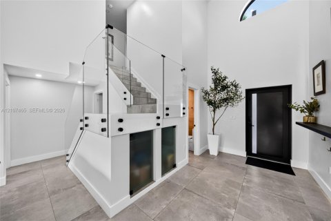 Villa ou maison à vendre à Miami, Floride: 5 chambres, 193.89 m2 № 2418036 - photo 21