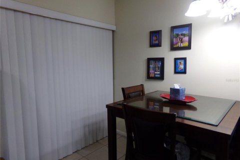 Copropriété à vendre à Deltona, Floride: 2 chambres, 83.33 m2 № 2152408 - photo 23
