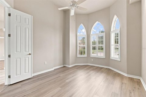 House in Brooksville, Florida 4 bedrooms, 252.04 sq.m. № 2322277 - photo 25