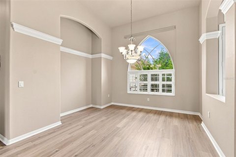 House in Brooksville, Florida 4 bedrooms, 252.04 sq.m. № 2322277 - photo 18