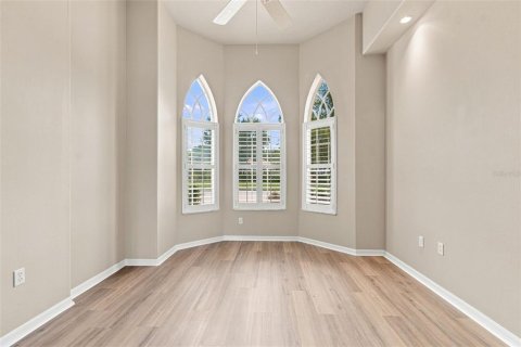House in Brooksville, Florida 4 bedrooms, 252.04 sq.m. № 2322277 - photo 26