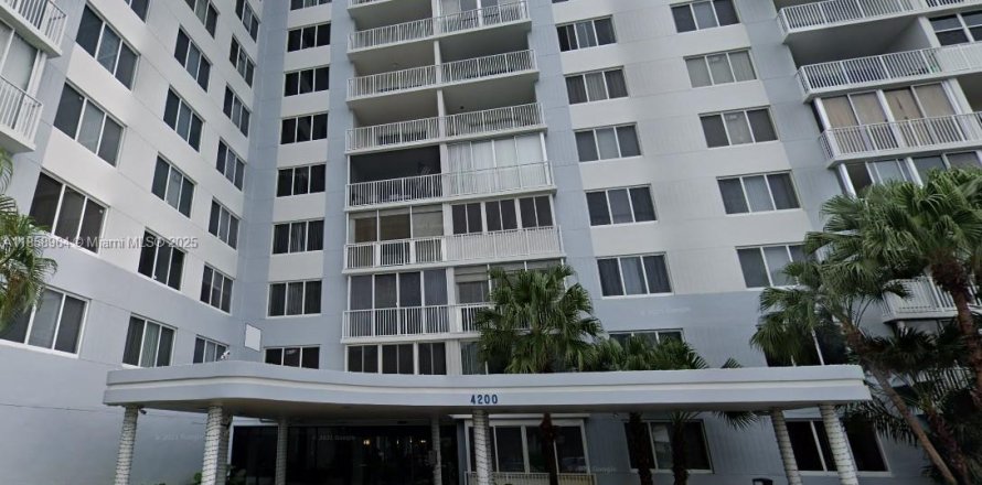 Condo in Hollywood, Florida, 1 bedroom  № 1888416