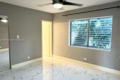Appartement à louer à Miami Beach, Floride: 1 chambre, 60.39 m2 № 1943643 - photo 7