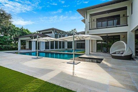 House in Pinecrest, Florida 7 bedrooms, 1049.8 sq.m. № 1964402 - photo 25