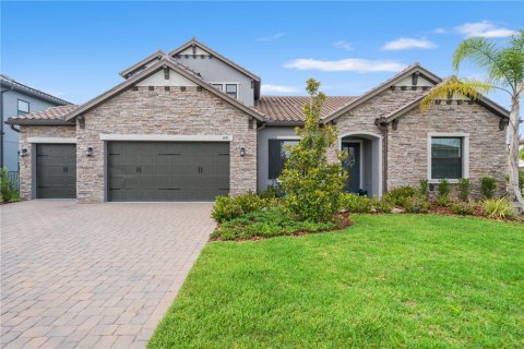 House in Odessa, Florida 4 bedrooms, 351.64 sq.m. № 2148853