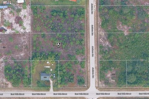 Land in Lehigh Acres, Florida № 2394434