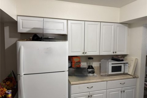Casa en alquiler en Sarasota, Florida, 3 dormitorios, 92.9 m2 № 2096368 - foto 3