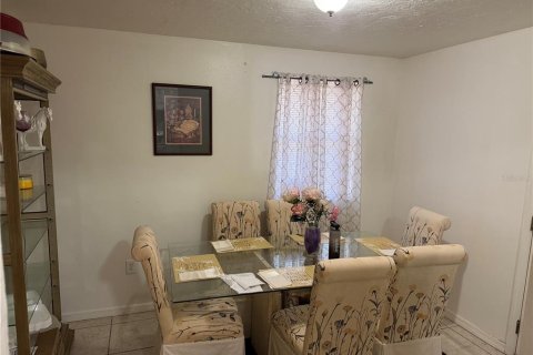 Casa en alquiler en Sarasota, Florida, 3 dormitorios, 92.9 m2 № 2096368 - foto 6