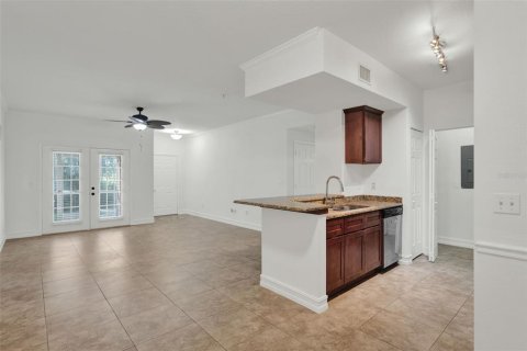 Condo in Orlando, Florida, 3 bedrooms  № 1882858 - photo 5