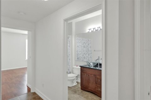 Condo in Orlando, Florida, 3 bedrooms  № 1882858 - photo 16