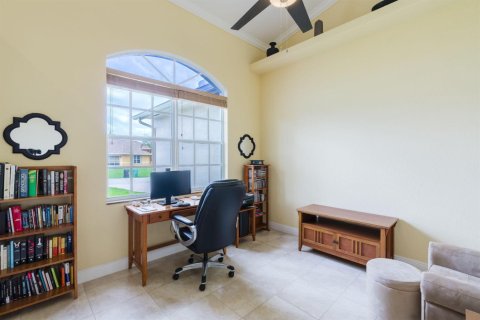 Casa en venta en Port St. Lucie, Florida, 4 dormitorios, 270.62 m2 № 2087490 - foto 8