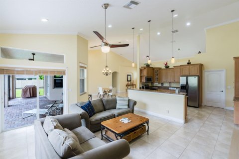 Casa en venta en Port St. Lucie, Florida, 4 dormitorios, 270.62 m2 № 2087490 - foto 12