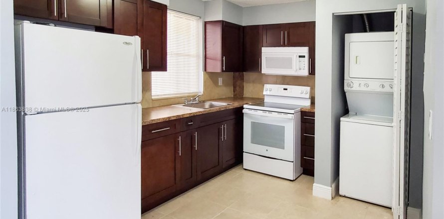 Condo à Hialeah, Floride, 1 chambre № 1891727