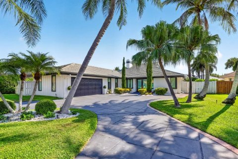 Casa en venta en Palm Beach Gardens, Florida, 5 dormitorios, 262.82 m2 № 2382807 - foto 2