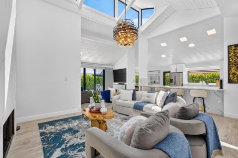 Casa en venta en Palm Beach Gardens, Florida, 5 dormitorios, 262.82 m2 № 2382807 - foto 9