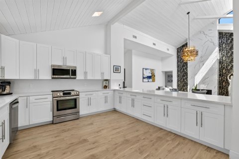 Casa en venta en Palm Beach Gardens, Florida, 5 dormitorios, 262.82 m2 № 2382807 - foto 18