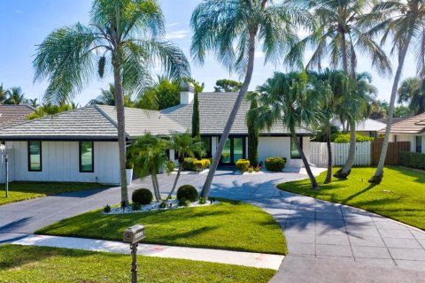 Casa en Palm Beach Gardens, Florida 5 dormitorios, 262.82 m2 № 2382807