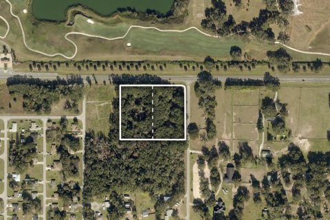Terreno en venta en Ocala, Florida № 1538765 - foto 1