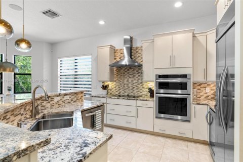 House in Parkland, Florida 5 bedrooms, 313.27 sq.m. № 2000903 - photo 16