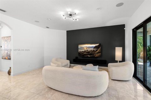 House in Parkland, Florida 5 bedrooms, 313.27 sq.m. № 2000903 - photo 11