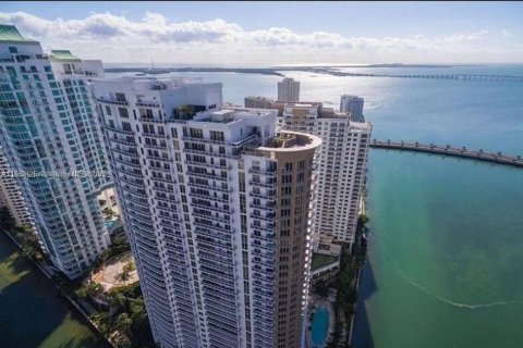 Condominio en Miami, Florida, 1 dormitorio  № 2034196