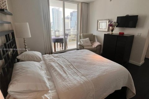Condominio en venta en Miami, Florida, 1 dormitorio, 95.78 m2 № 2034196 - foto 13