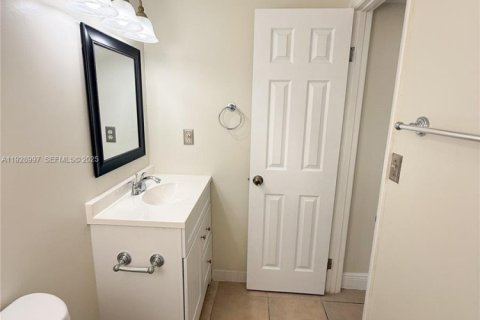 Copropriété à louer à Plantation, Floride: 2 chambres, 83.61 m2 № 1987330 - photo 12