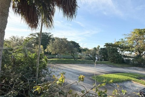 Copropriété à louer à Plantation, Floride: 2 chambres, 83.61 m2 № 1987330 - photo 17