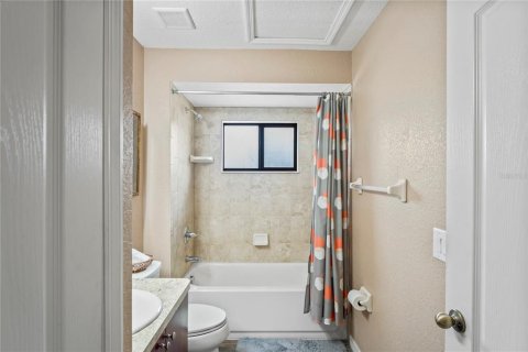 Casa en venta en Weeki Wachee, Florida, 3 dormitorios, 137.5 m2 № 1510711 - foto 30