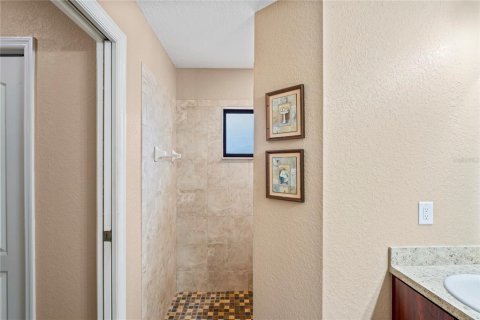 Casa en venta en Weeki Wachee, Florida, 3 dormitorios, 137.5 m2 № 1510711 - foto 26