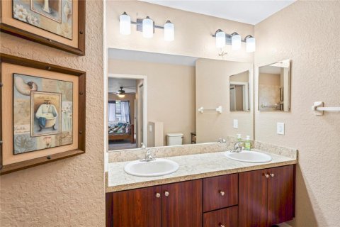 Casa en venta en Weeki Wachee, Florida, 3 dormitorios, 137.5 m2 № 1510711 - foto 24