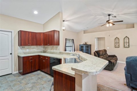 Casa en venta en Weeki Wachee, Florida, 3 dormitorios, 137.5 m2 № 1510711 - foto 13