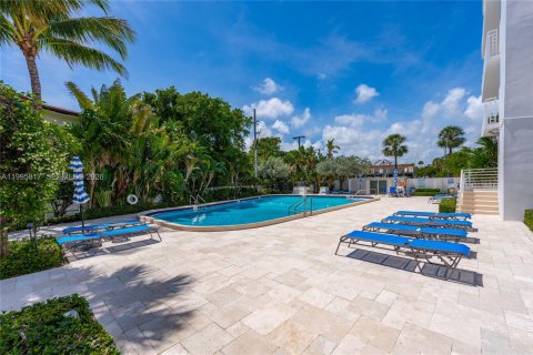 Купить кондоминиум в Форт-Лодердейл, Флорида 1 спальня, 78.97м2, № 2060263 - фото 22