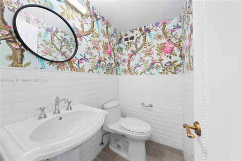 Купить кондоминиум в Форт-Лодердейл, Флорида 1 спальня, 78.97м2, № 2060263 - фото 14