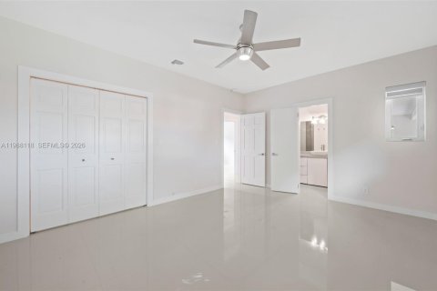 Купить виллу или дом в Корал-Гейблс, Флорида 3 спальни, 142.23м2, № 2049029 - фото 18