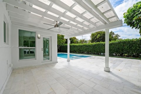 Купить виллу или дом в Корал-Гейблс, Флорида 3 спальни, 142.23м2, № 2049029 - фото 24