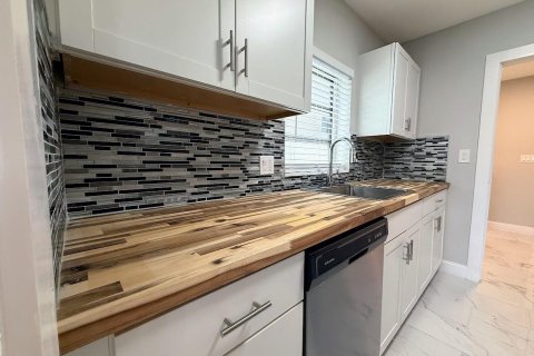 Villa ou maison à vendre à St. Lucie, Floride: 2 chambres, 107.58 m2 № 2077434 - photo 23