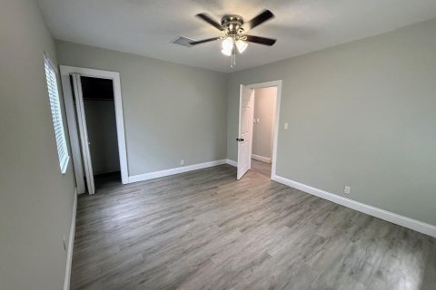 Villa ou maison à vendre à St. Lucie, Floride: 2 chambres, 107.58 m2 № 2077434 - photo 16