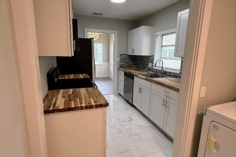 Villa ou maison à vendre à St. Lucie, Floride: 2 chambres, 107.58 m2 № 2077434 - photo 24
