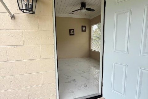 Villa ou maison à vendre à St. Lucie, Floride: 2 chambres, 107.58 m2 № 2077434 - photo 21
