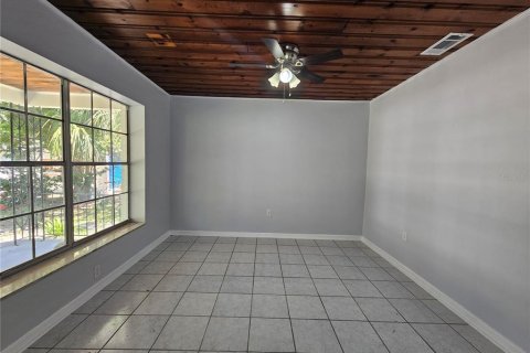 Casa en alquiler en Tampa, Florida, 3 dormitorios, 127.83 m2 № 1813708 - foto 13