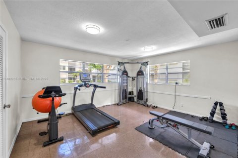 Condo in Deerfield Beach, Florida, 2 bedrooms  № 1930926 - photo 3