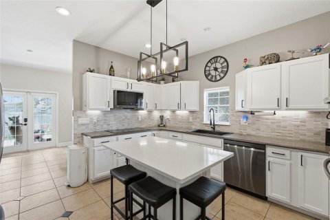 Villa ou maison à vendre à Saint Petersburg, Floride: 5 chambres, 269.79 m2 № 2330306 - photo 16