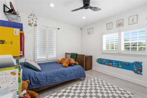 Villa ou maison à vendre à Saint Petersburg, Floride: 5 chambres, 269.79 m2 № 2330306 - photo 24