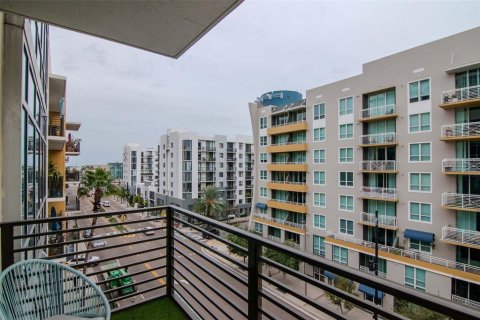 Copropriété à louer à Tampa, Floride: 2 chambres, 97.55 m2 № 2431241 - photo 27