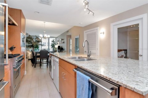 Copropriété à louer à Tampa, Floride: 2 chambres, 97.55 m2 № 2431241 - photo 3