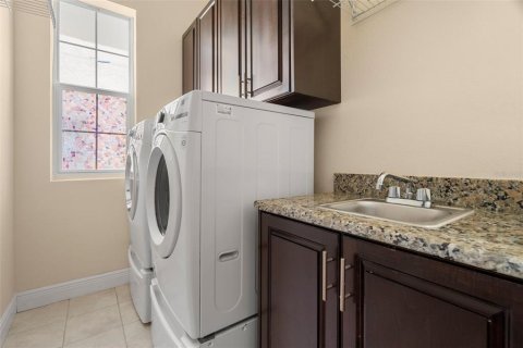 Adosado en venta en Tarpon Springs, Florida, 3 dormitorios, 206.71 m2 № 1446967 - foto 12