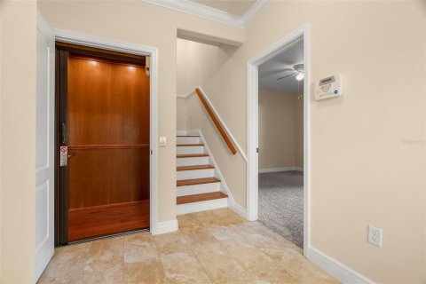Adosado en venta en Tarpon Springs, Florida, 3 dormitorios, 206.71 m2 № 1446967 - foto 4
