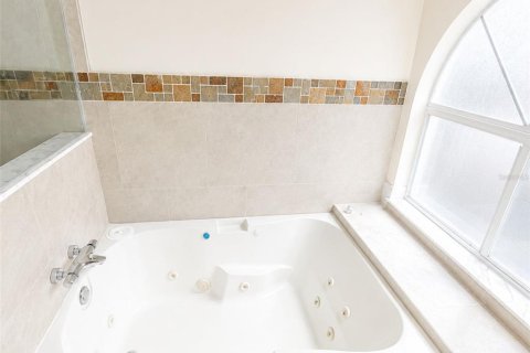 Casa en alquiler en Tampa, Florida, 3 dormitorios, 143.91 m2 № 2122351 - foto 25