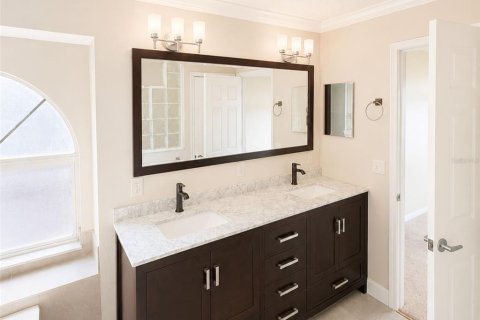 Casa en alquiler en Tampa, Florida, 3 dormitorios, 143.91 m2 № 2122351 - foto 22